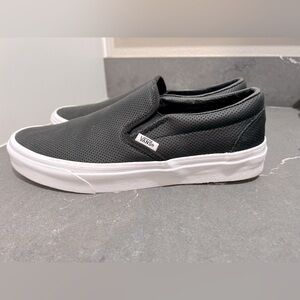 Women’s Vans perforated black size 10